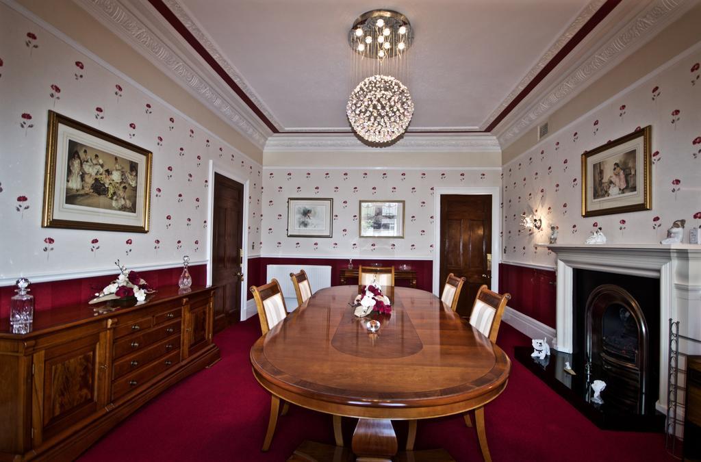 بيزلي Muirholm Bed And Breakfast المظهر الخارجي الصورة