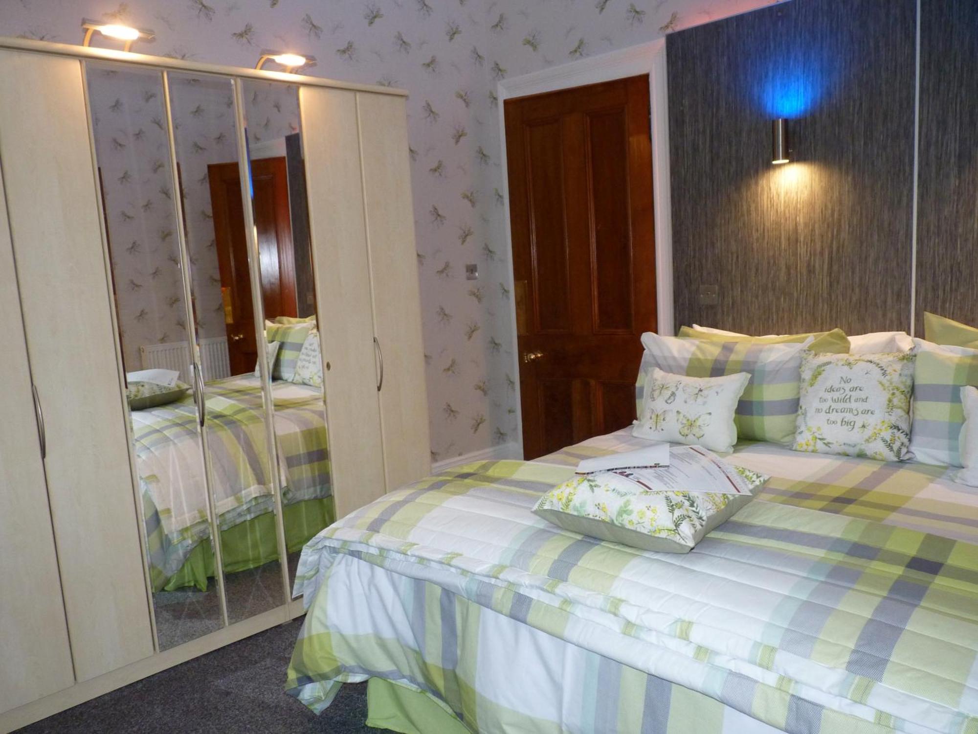بيزلي Muirholm Bed And Breakfast المظهر الخارجي الصورة
