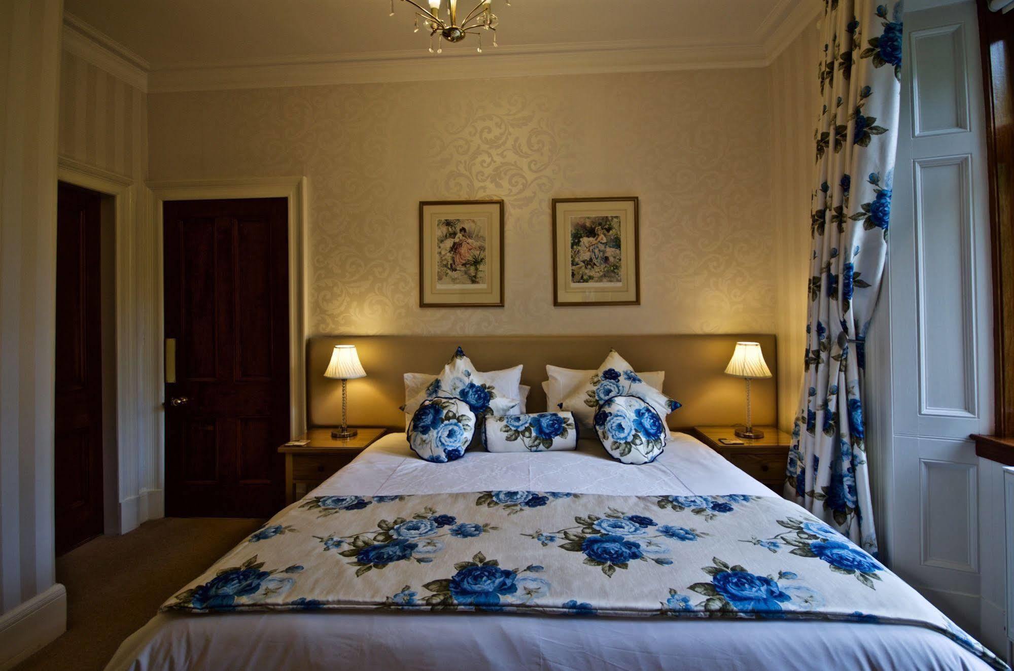 بيزلي Muirholm Bed And Breakfast المظهر الخارجي الصورة